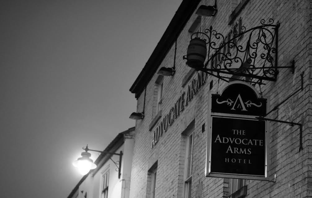 Advocate Arms Hotel มาร์เก็ตเรเซน ภายนอก รูปภาพ
